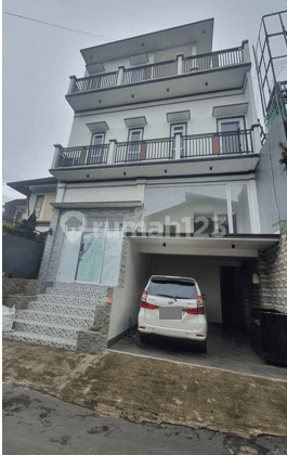 New 2-Story Commercial Space Building in Gatsu Area, Denpasar