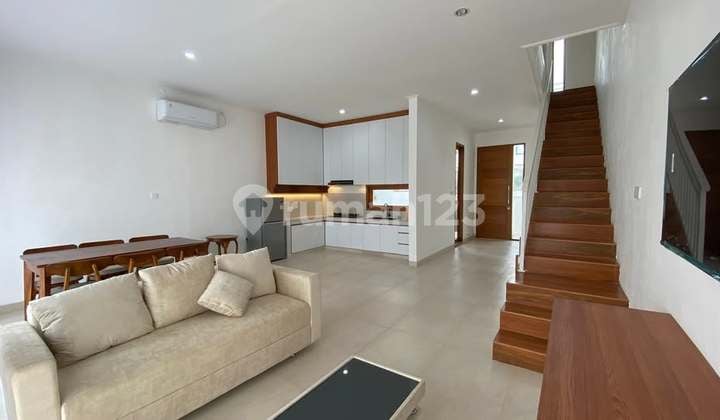 2-Storey Villa With Rice Field View Near International Schools - Kerobokan, Bali