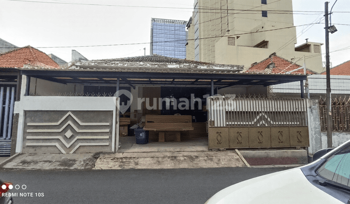 Di Jual Rumah di Tengah Kota Daerah Anggrek