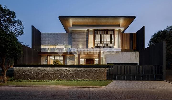 Di Jual Rumah Mewah di Bsb Puri Arga Golf