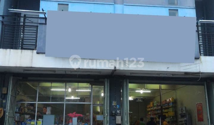 Di jual ruko 2 lantai beserta bisnis nya di salatiga