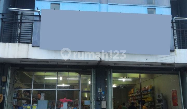 Di jual ruko 2 lantai beserta bisnis nya di salatiga