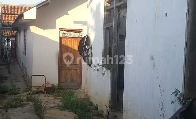 Di Jual Tanah Ada Rumah Lama Nya
