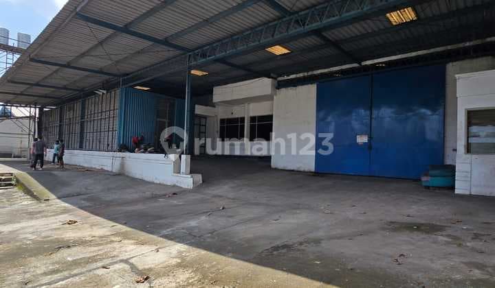 Warehouse for Rent in West Gatsu, Semarang