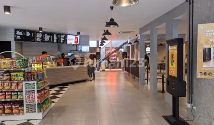 Rumah Usaha di Raya Rungkut Mejoyo