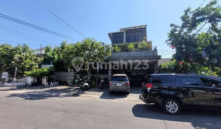 Rumah di Kutisari Indah Surabaya