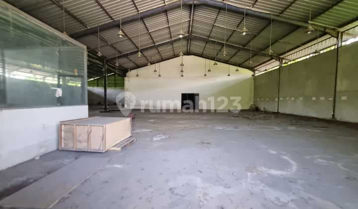 Disewakan Gudang di Tambak Sawah