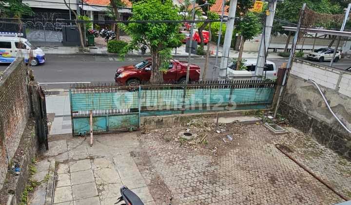 Tanah di Surabaya