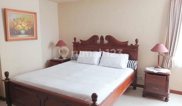 For Rent Sudirman Tower Condominium Apartment 3+1BR Fully Furnished Near SCBD and Semanggi Busway Stop