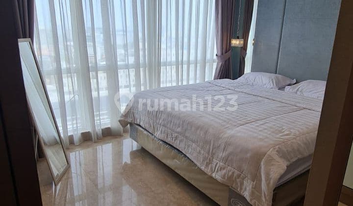 Dijual Cepat Apartemen Menteng Park 2 BR Private Lift Full Furnished Dekat Monas Jakarta Pusat, Cikini dan Gambir