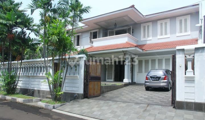 Dream Home in Permata Hijau, Swimming Pool, Majestic 2-Story Building
