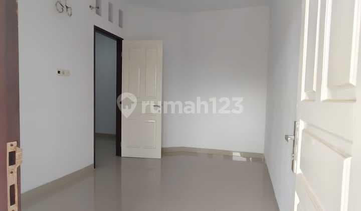 For Sale Ready-to-Occupy House in Catalina Cluster Gading Serpong