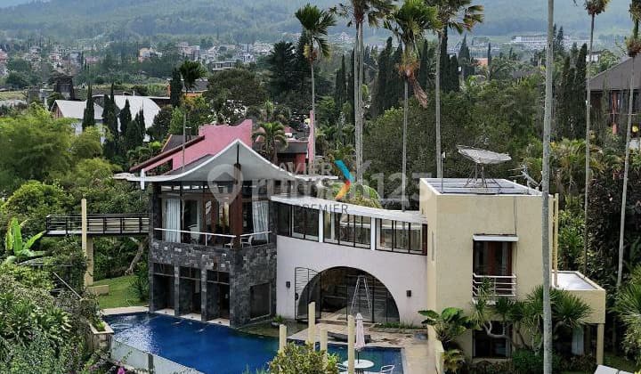 Murah View Gunung dan Kota di Klub Bunga Batu Siap Pakai
