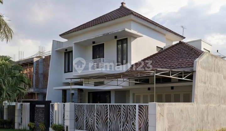 Mewah Murah 2 Lantai di Araya Golf Siap Huni Best Price