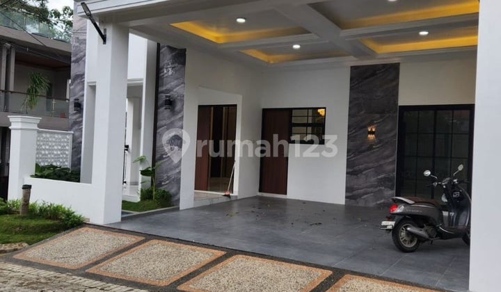 Mewah American Classic di Sengkaling Malang Siap Huni Dekat Um