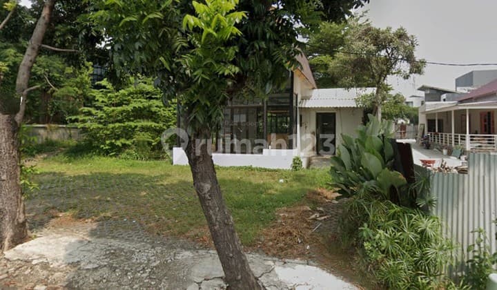 Cafe Raya Telaga Utama Citraland, next to Superindo.