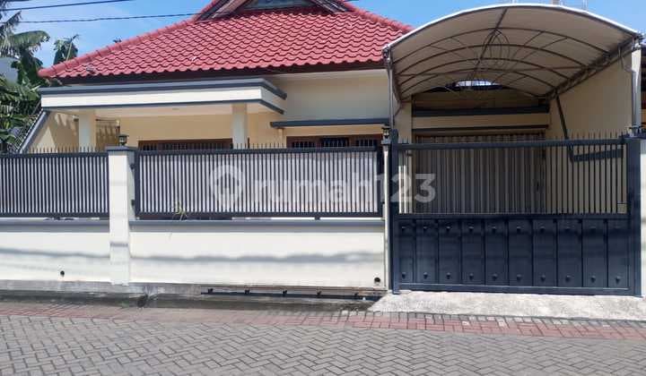 Rumah Bagus Villa Bukit Permai Dekat Pakuwon Mall Pakuwon Indah