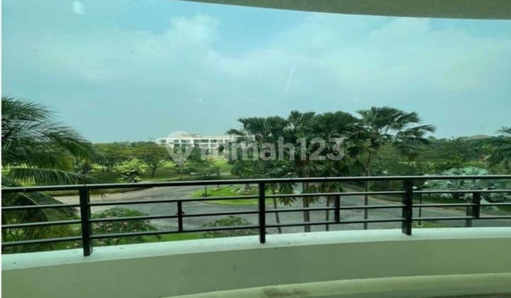 Apartemen Kondominium Graha Family View Golf Dekat Pakuwon