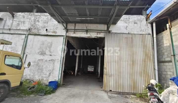 Sukomanunggal Warehouse Near Margomulyo Surimulia Port