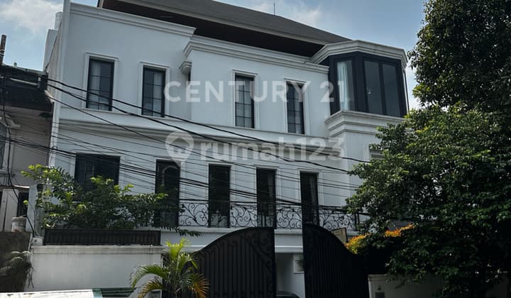 Rumah Mewah Nyaman Premium Strategis Di Kawasan Senopati Jakarta