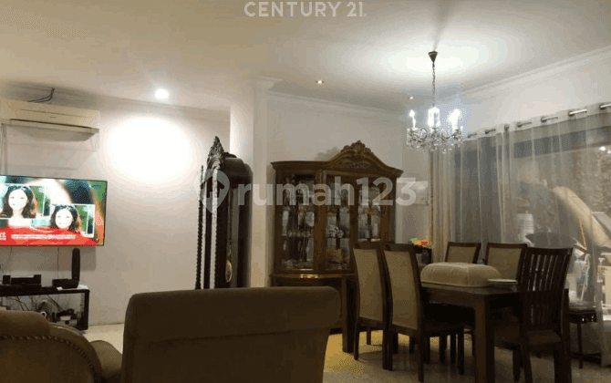 For Sale Well-Maintained Comfortable House in Pulo Asem, East Jakarta
