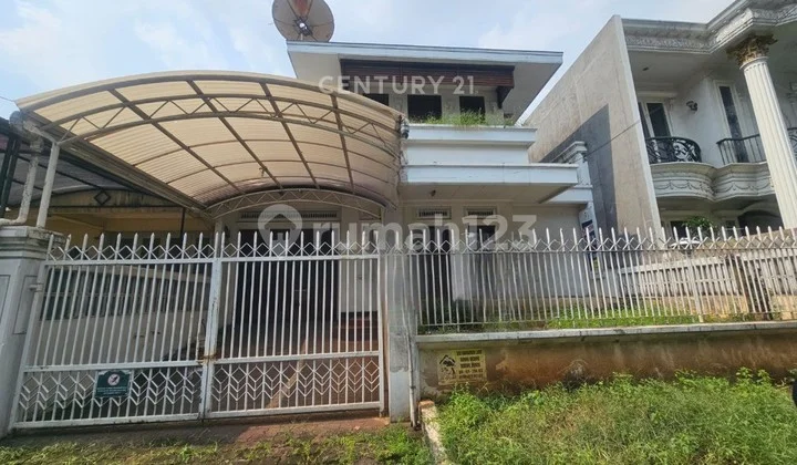 For Sale Ready-to-Occupy House in Pondok Indah, South Jakarta For Sale Ready-to-Occupy House in Pondok Indah, South Jakarta