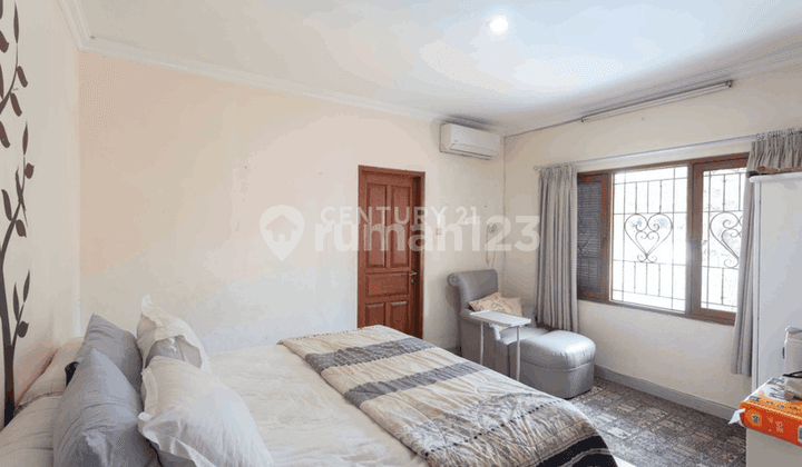 Dijual Rumah di Kebayoran Baru Jakarta Selatan