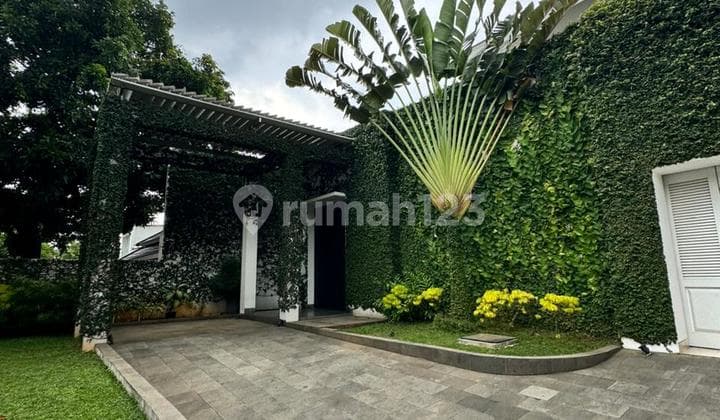 Luxury House in Cilandak