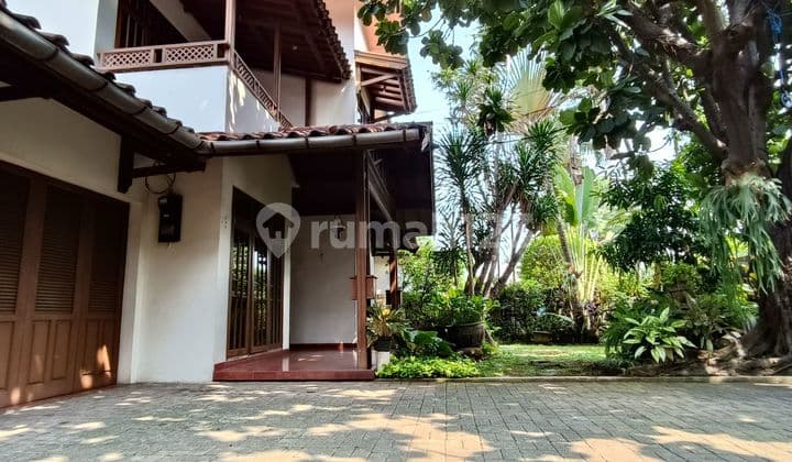 Rumah Lama terawat kayak pakai