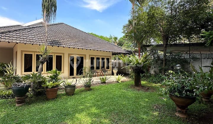 Rumah di Puri Mutiara