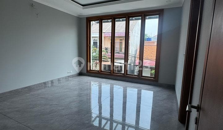 Rumah Baru Siap Huni Di Cipete Jakarta Selatan