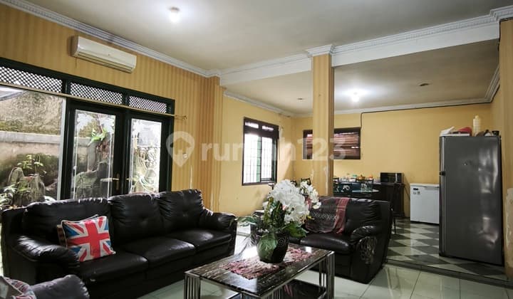 Rumah di Komplek Mpr Cilandak Jakarta Selatan