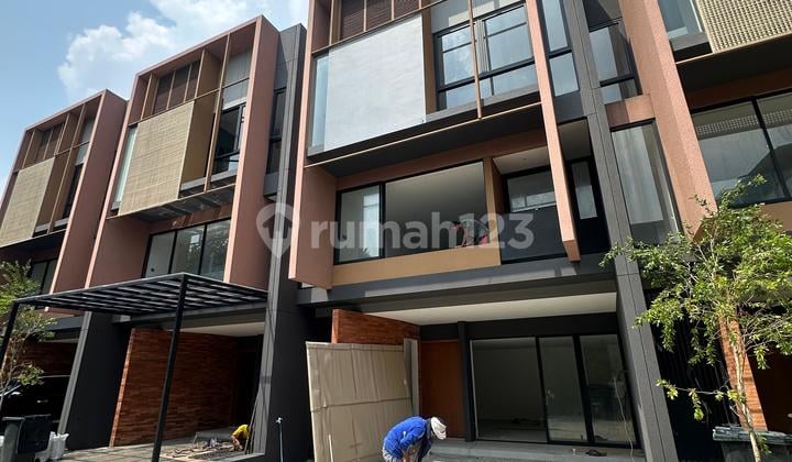 Rumah Baru Siap Huni Di Jakarta Selatan Area Tb Simatupang