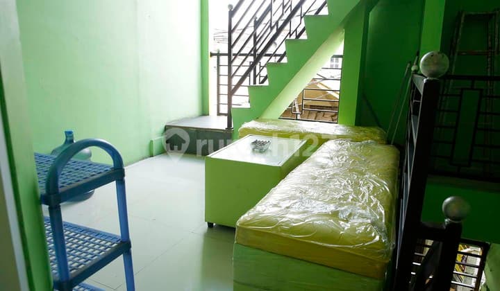 Productive Kost House in Central Jakarta Menteng for Profit