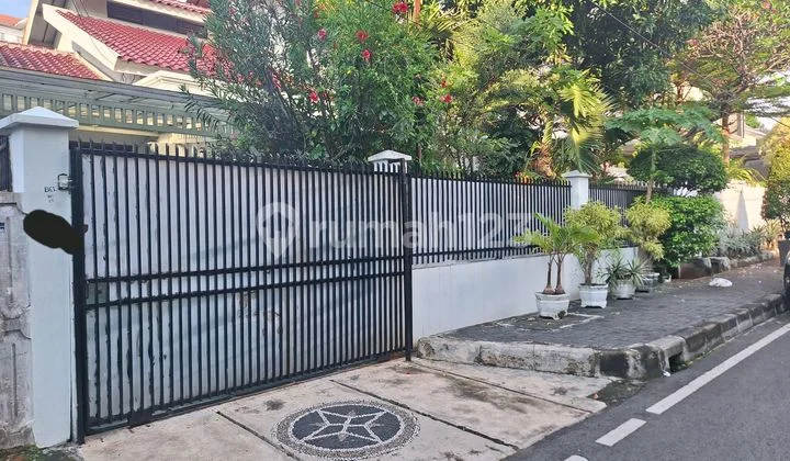 Official Residence at People's Price in Menteng
