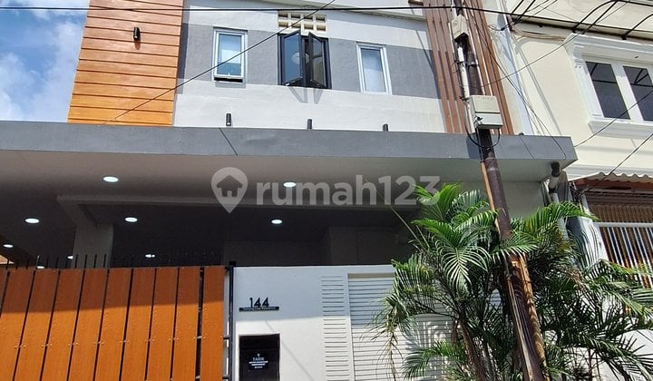 Rumah Kost 21 Kamar Full Occupancy Tomang