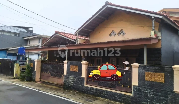 Butuh Uang Cepat!! Rumah di Menteng Dekat LRT