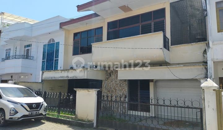 Rumah Komplek Elite Komplek Villa Polonia Indah, Medan Polonia