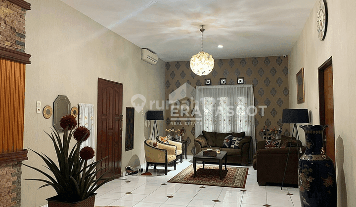 Rumah Inti Kota Lokasi Prime Jalan Uskup Agung, Medan Polonia