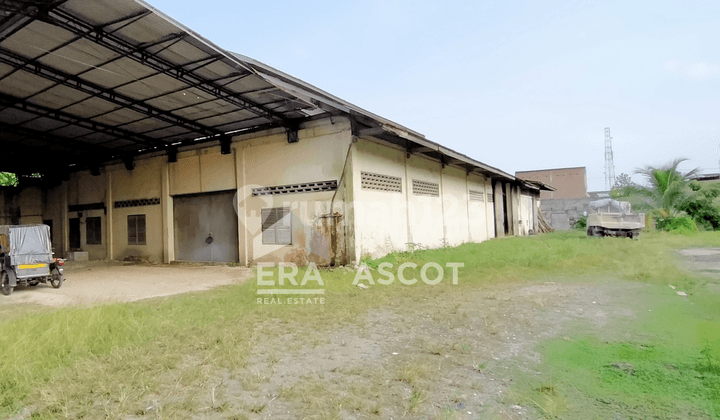 Tanah Luas Inti Kota Jalan Pukat Banting 1, Medan Tembung