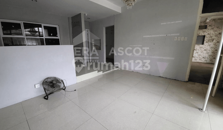 Rumah Inti Kota Komplek Elite Tapol Taman Polonia, Medan Polonia