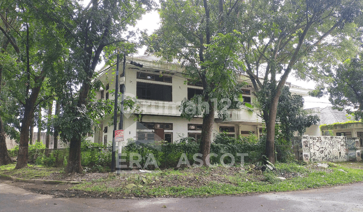 Rumah Hook Lokasi Prime Jalan Kolonel Mas Kadiran, Medan Maimun