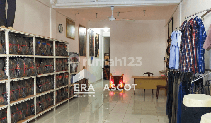 Ruko Inti Kota Pusat Grosir Tekstil Jalan Pusat Pasar, Medan Kota