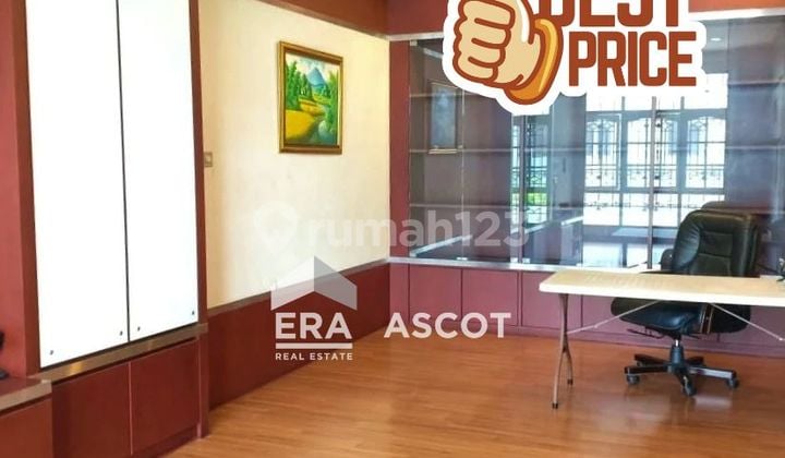 Rumah Inti Kota Komplek Elit Padang Golf Mansion, Medan Polonia