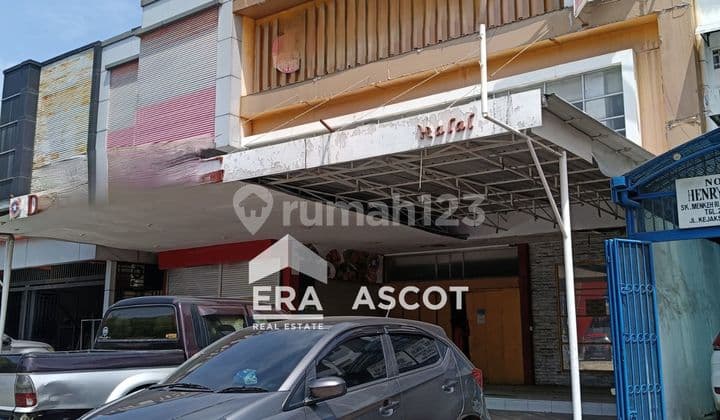 Ruko 3 Gandeng Inti Kota Lokasi Prime Jl. Kejaksaan Medan Petisah