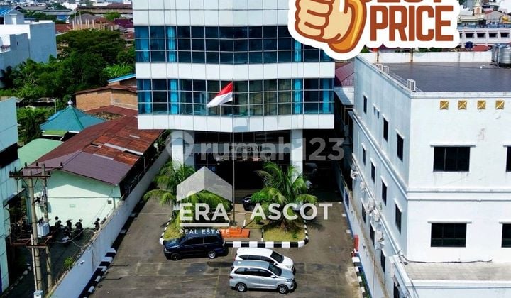 Disewakan Gedung 4 Lantai Strategis Siap Pakai Jalan Krakatau