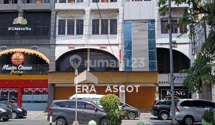 Ruko Gandeng 3 Inti Kota Strategis Jalan Pemuda Medan Maimun