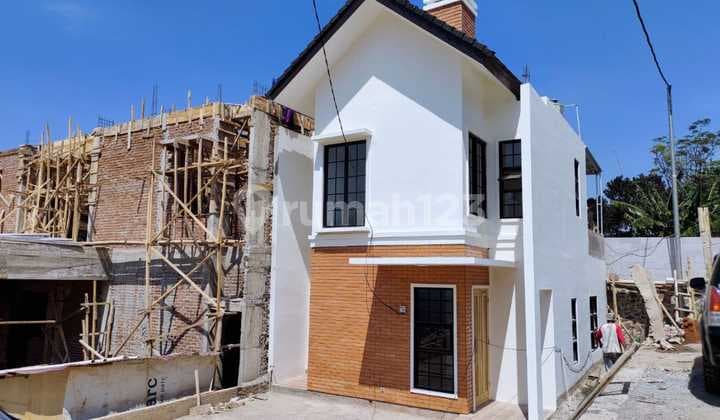 Rumah 2 Lantai Strategis Dekat Ke Angklung Udjo Padasuka Bandung