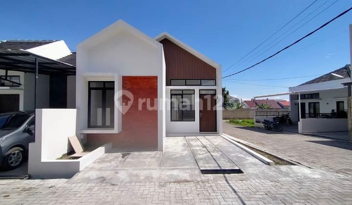 Rumah Siap Huni Minimalis Hook Di Cihanjung Rahayu Dekat Advent