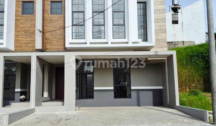 Rumah Siap Huni Setiabudi Gegerkalong Dekat Upi Bandung Utara